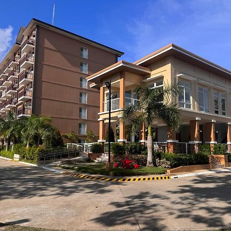 Palawan Modern Living In A Thoughtfully Designed Staycation Near Airport - B1 5Kunzite Puerto Princesa Buitenkant foto