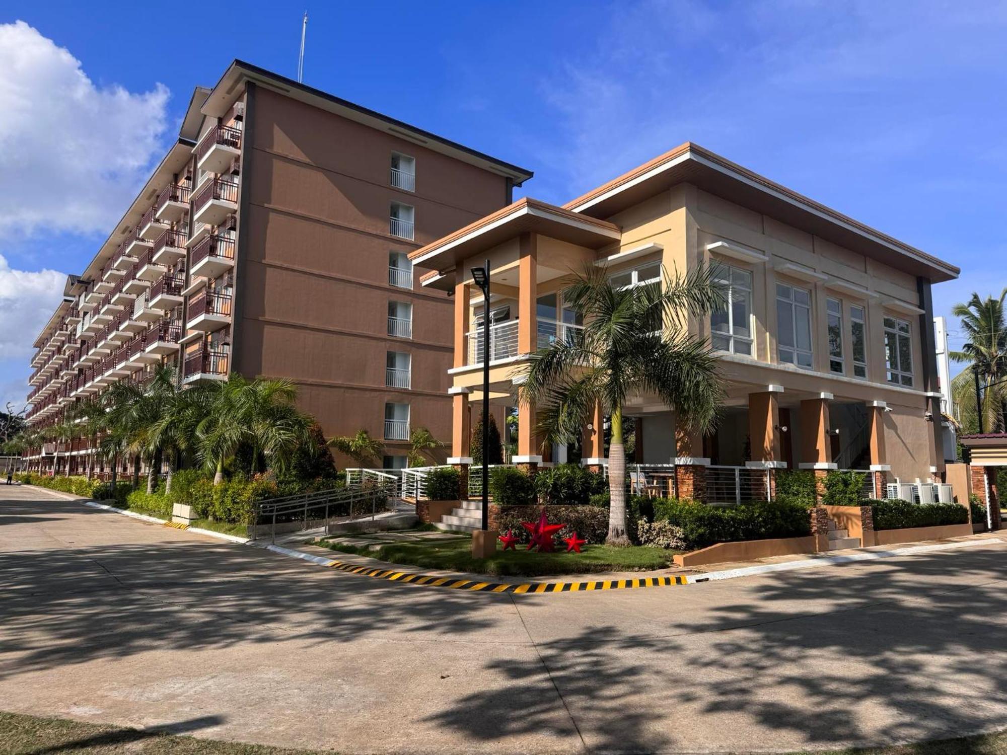 Palawan Modern Living In A Thoughtfully Designed Staycation Near Airport - B1 5Kunzite Puerto Princesa Buitenkant foto