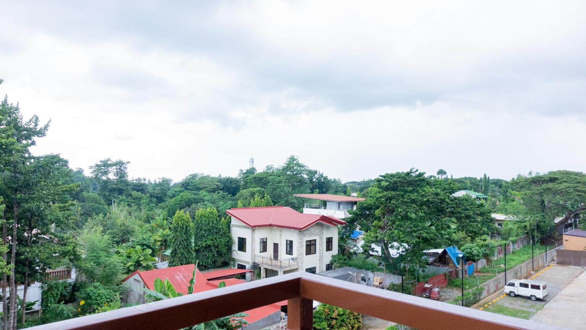 Palawan Modern Living In A Thoughtfully Designed Staycation Near Airport - B1 5Kunzite Puerto Princesa Buitenkant foto