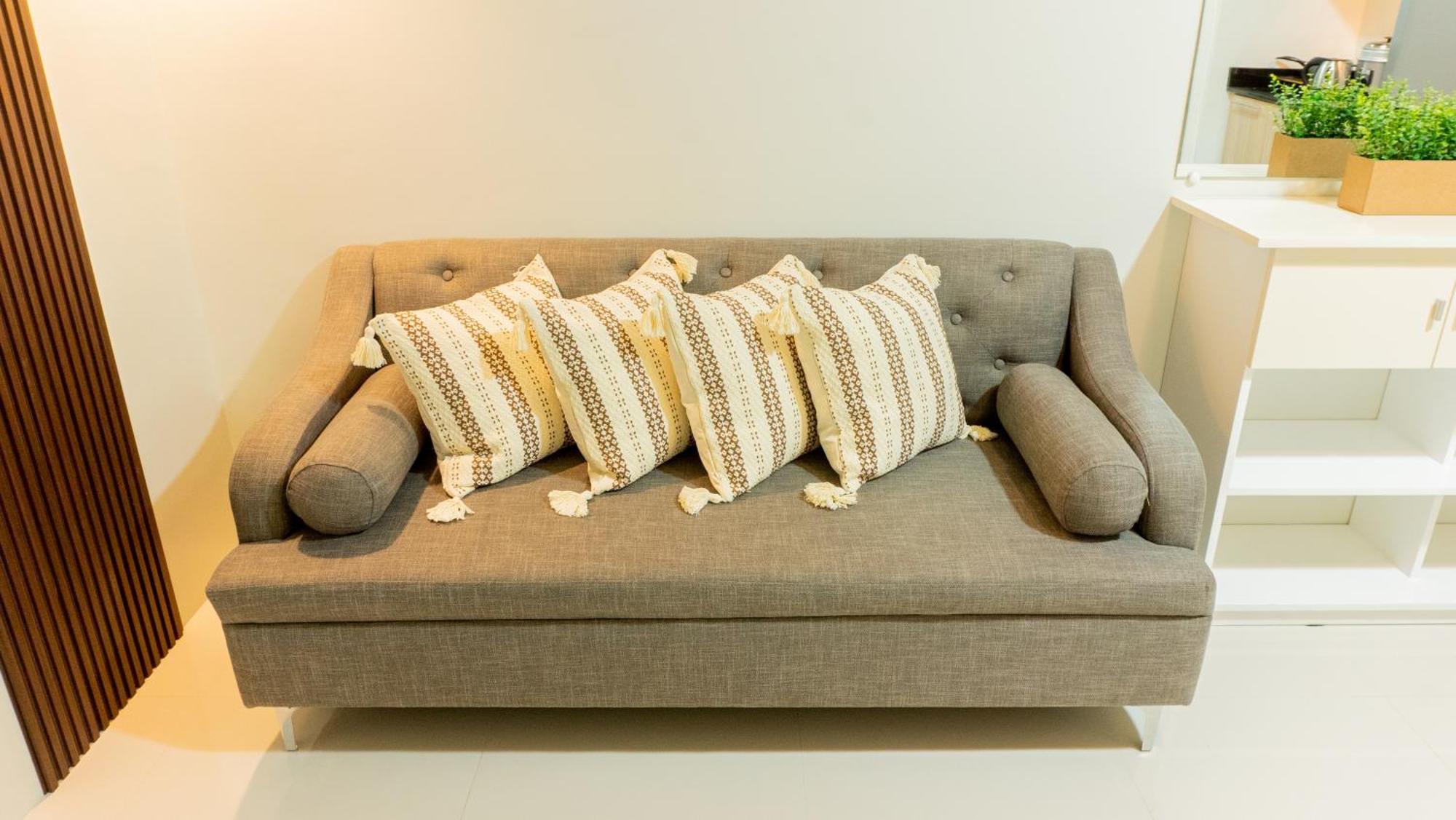 Palawan Modern Living In A Thoughtfully Designed Staycation Near Airport - B1 5Kunzite Puerto Princesa Buitenkant foto