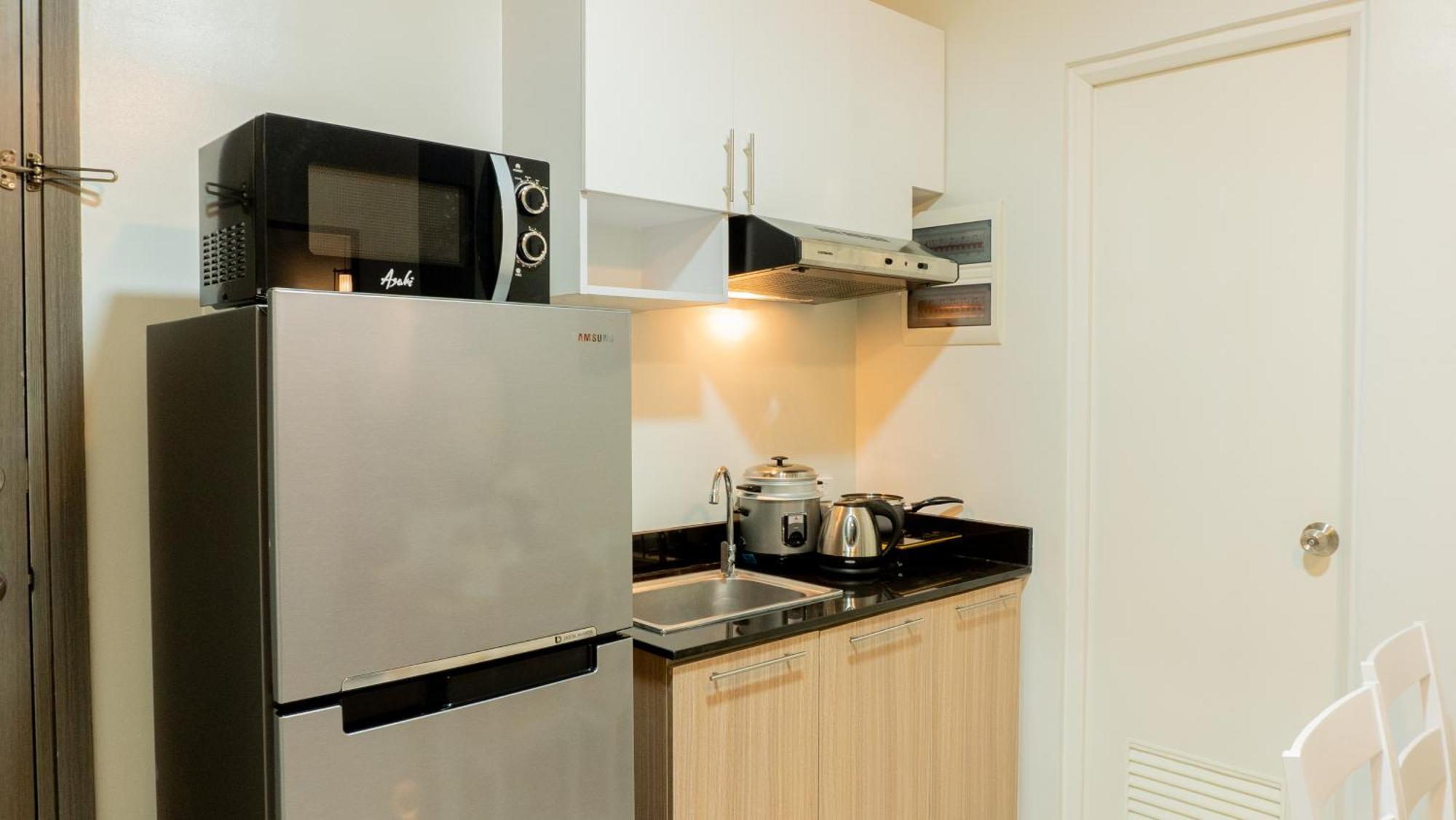 Palawan Modern Living In A Thoughtfully Designed Staycation Near Airport - B1 5Kunzite Puerto Princesa Buitenkant foto